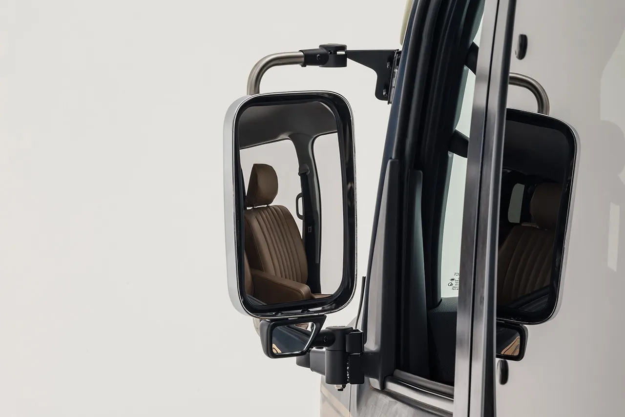 トラックミラー